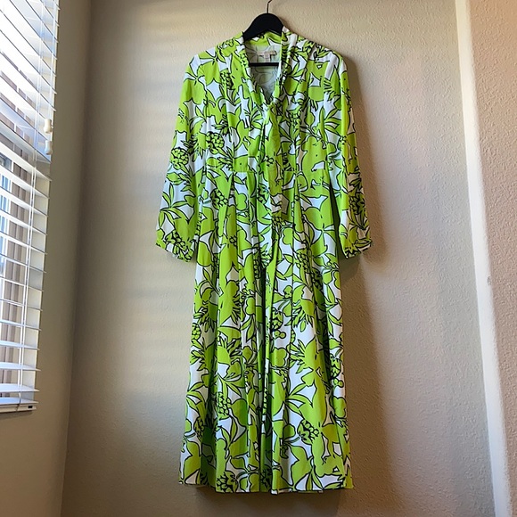 Burberry Dresses & Skirts - Burberry Brit Green Floral Printed Silk Midi Dress